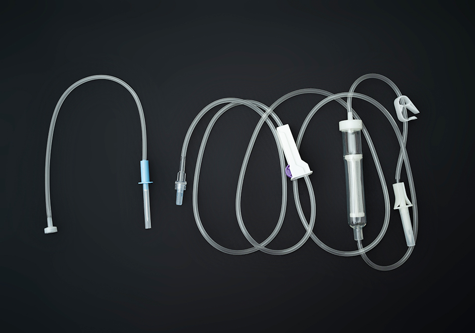 一次型使用輸血器帶針
